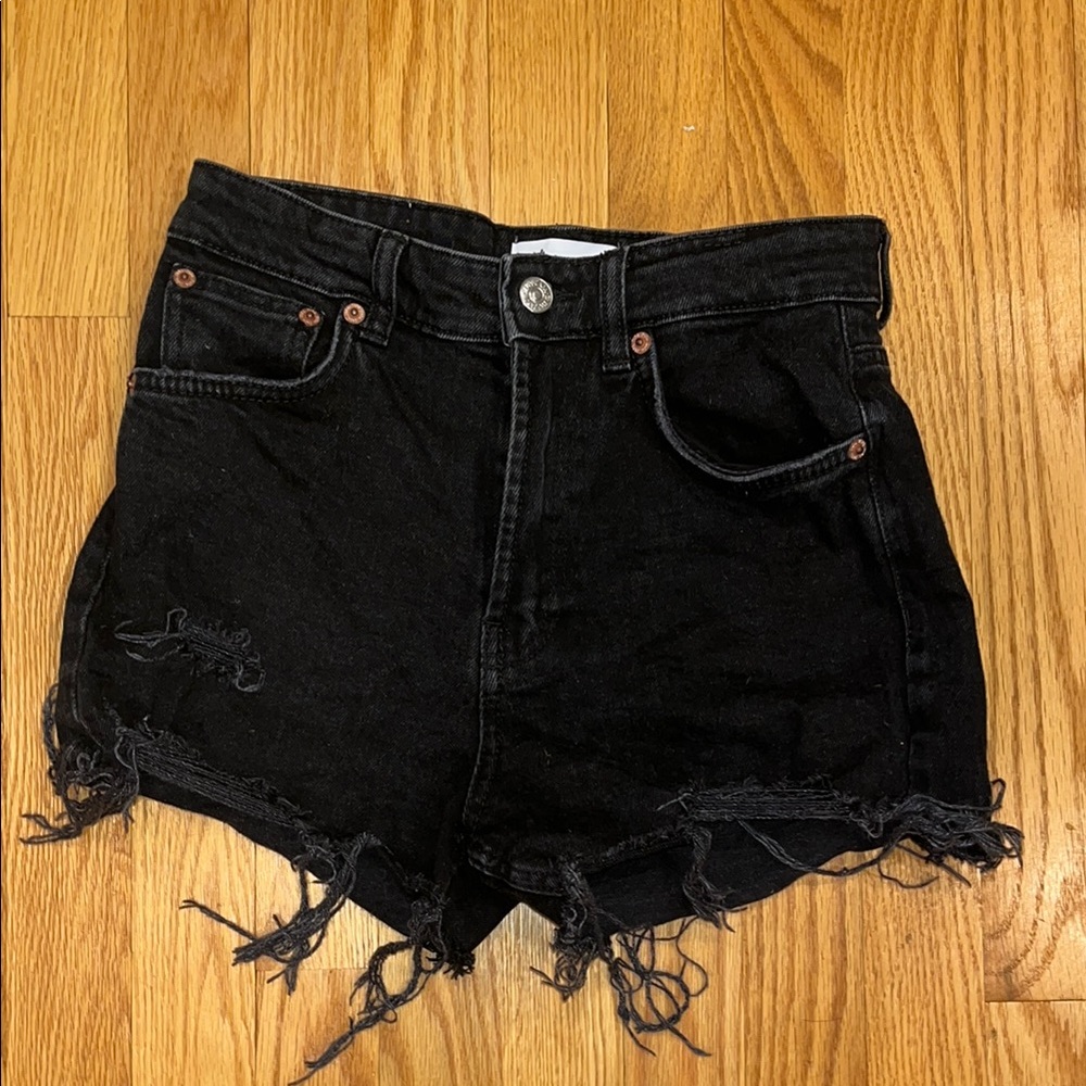 Zara size 4 Black Denim Women's Shorts